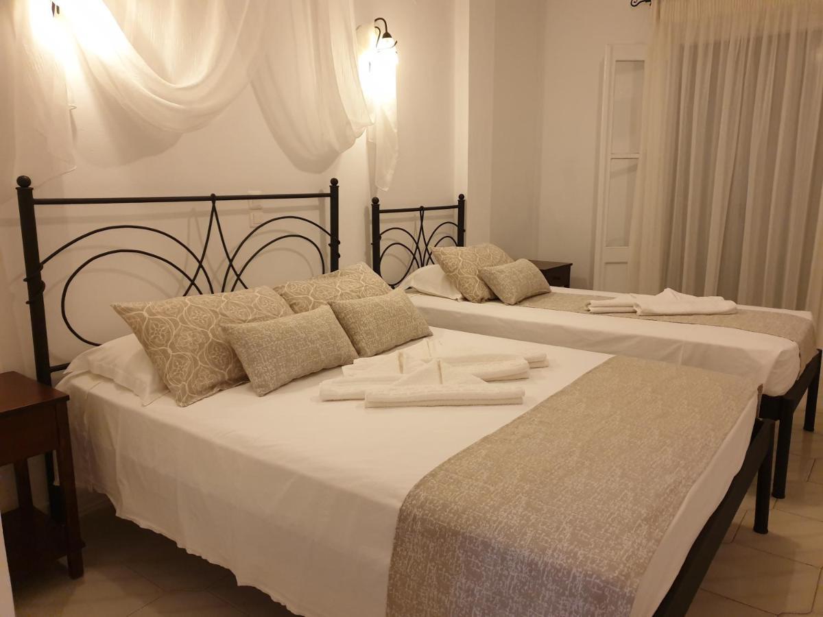 Sifnos Hotel Benaki Platis Gialos  Exterior photo