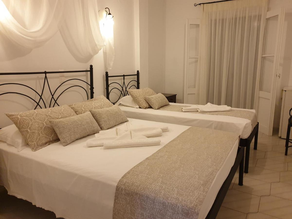 Sifnos Hotel Benaki Platis Gialos  Exterior photo